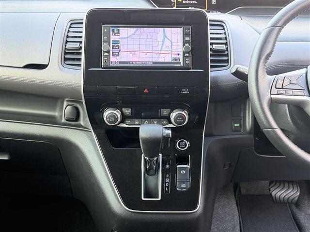 セレナ ハイウェイスターＶ　純正７インチナビ　ＴＶ　ＣＤ　Ｂｌｕｅｔｏｏｔｈ　全周囲カメラ　両側パワースライドドア　ＬＥＤヘッドライト　ＬＥＤフォグ　ＥＴＣ　純正１６インチＡＷ　クリアランスソナー　ステアリングスイッチ（21枚目）