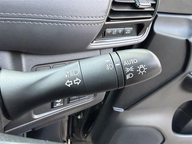 セレナ ハイウェイスターＶ　純正７インチナビ　ＴＶ　ＣＤ　Ｂｌｕｅｔｏｏｔｈ　全周囲カメラ　両側パワースライドドア　ＬＥＤヘッドライト　ＬＥＤフォグ　ＥＴＣ　純正１６インチＡＷ　クリアランスソナー　ステアリングスイッチ（37枚目）