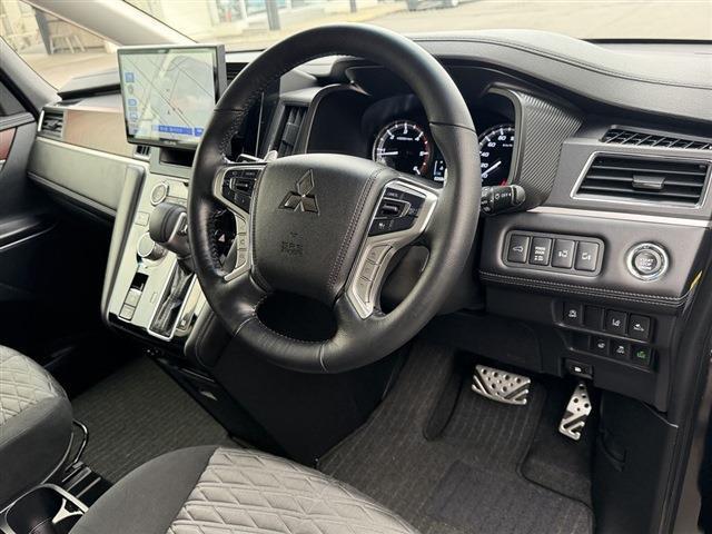 デリカD:5 P 社外10.1インチナビ TV CD DVD Bluetooth 全周囲カメラ 両側パワースライドドア パワーシート シートヒーター LEDヘッドライト LEDフォグ ETC 前後ドラレコ(19枚目)