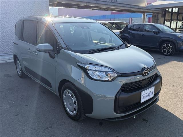 シエンタ ハイブリッドＧ　７人乗り　純正ディスプレイオーディオナビ　Ｂｌｕｅｔｏｏｔｈ　全周囲カメラ　ＥＴＣ　ＬＥＤヘッドライト　両側パワースライドドア　クリアランスソナー　ステアリングスイッチ　レーダークルーズコントロール（6枚目）