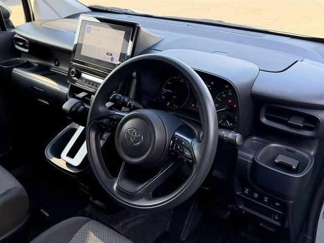 シエンタ ハイブリッドＧ　７人乗り　純正ディスプレイオーディオナビ　Ｂｌｕｅｔｏｏｔｈ　全周囲カメラ　ＥＴＣ　ＬＥＤヘッドライト　両側パワースライドドア　クリアランスソナー　ステアリングスイッチ　レーダークルーズコントロール（17枚目）