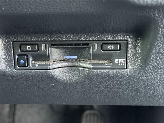 シエンタ ハイブリッドＧ　７人乗り　純正ディスプレイオーディオナビ　Ｂｌｕｅｔｏｏｔｈ　全周囲カメラ　ＥＴＣ　ＬＥＤヘッドライト　両側パワースライドドア　クリアランスソナー　ステアリングスイッチ　レーダークルーズコントロール（29枚目）