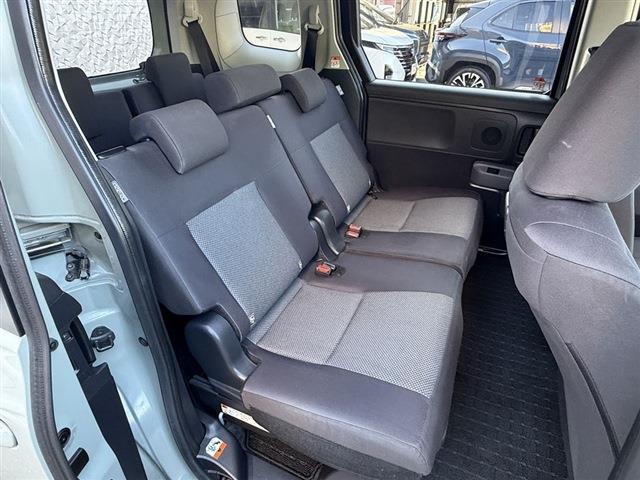 シエンタ ハイブリッドＧ　７人乗り　純正ディスプレイオーディオナビ　Ｂｌｕｅｔｏｏｔｈ　全周囲カメラ　ＥＴＣ　ＬＥＤヘッドライト　両側パワースライドドア　クリアランスソナー　ステアリングスイッチ　レーダークルーズコントロール（33枚目）