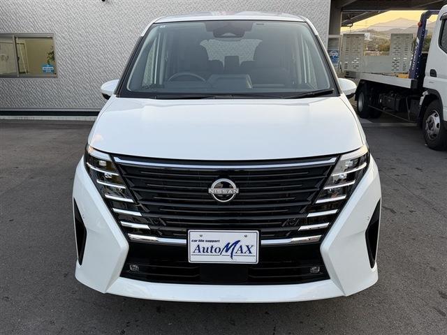 セレナ ハイウェイスターＶ　社外７インチナビ　Ｂｌｕｅｔｏｏｔｈ　バックカメラ　両側パワースライドドア　ＬＥＤヘッドライト　ＬＥＤフォグ　ドラレコ　ＥＴＣ　クリアランスソナー　ステアリングスイッチ　フロアマット　電動格納ミラー（5枚目）