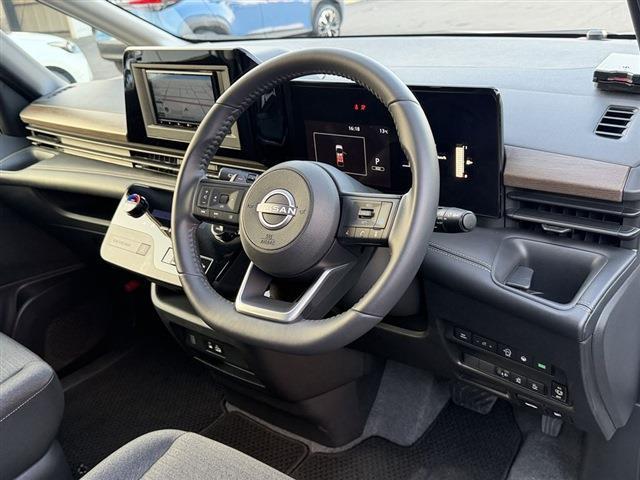 セレナ ハイウェイスターＶ　社外７インチナビ　Ｂｌｕｅｔｏｏｔｈ　バックカメラ　両側パワースライドドア　ＬＥＤヘッドライト　ＬＥＤフォグ　ドラレコ　ＥＴＣ　クリアランスソナー　ステアリングスイッチ　フロアマット　電動格納ミラー（18枚目）