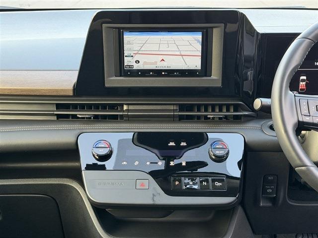 セレナ ハイウェイスターＶ　社外７インチナビ　Ｂｌｕｅｔｏｏｔｈ　バックカメラ　両側パワースライドドア　ＬＥＤヘッドライト　ＬＥＤフォグ　ドラレコ　ＥＴＣ　クリアランスソナー　ステアリングスイッチ　フロアマット　電動格納ミラー（21枚目）