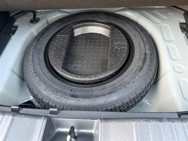 ヤリスクロス ハイブリッドZ トヨタセーフティセンス 全周囲カメラ ETC ドラレコ LEDヘッドライト デイライト ハーフレザーシート パワーシート シートヒーター クリアランスソナー レーダークルーズコントロール(12枚目)