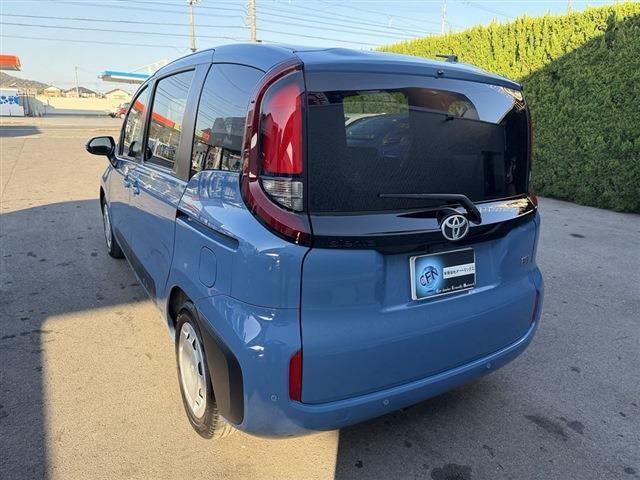 シエンタ ハイブリッドG 7人乗り 純正ディスプレイオーディオナビ Bluetooth 全周囲カメラ ETC LEDヘッドライト 両側パワースライドドア クリアランスソナー ステアリングスイッチ レーダークルーズコントロール(10枚目)