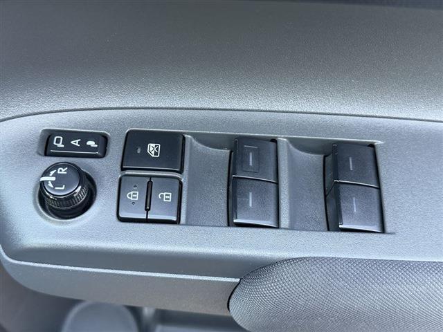 シエンタ ハイブリッドG 7人乗り 純正ディスプレイオーディオナビ Bluetooth 全周囲カメラ ETC LEDヘッドライト 両側パワースライドドア クリアランスソナー ステアリングスイッチ レーダークルーズコントロール(37枚目)