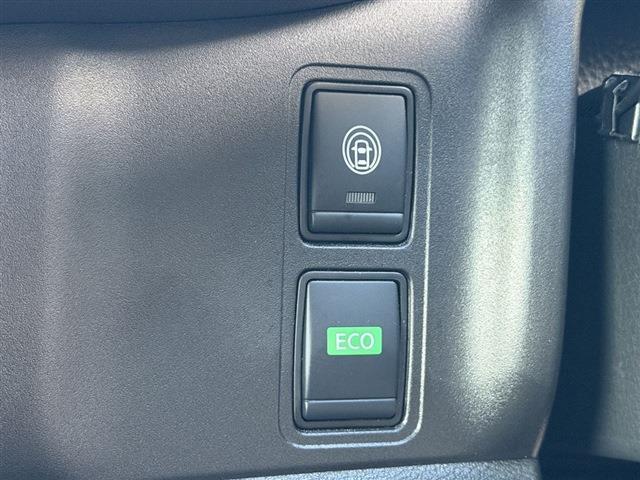 セレナ Ｘ　純正７インチナビ　ＴＶ　ＣＤ　Ｂｌｕｅｔｏｏｔｈ　バックカメラ　左側パワースライドドア　ＥＴＣ　ブラインドスポットモニター　クリアランスソナー　ステアリングスイッチ　電動格納ミラー　スマートキー（22枚目）