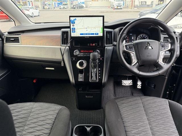 デリカD:5 P 8人乗り 全周囲カメラ 両側パワースライドドア パワーシート シートヒーター LEDヘッドライト LEDフォグ パワーバックドア ステアリングスイッチ ステアリングヒーター フロアマット スペアキー(16枚目)