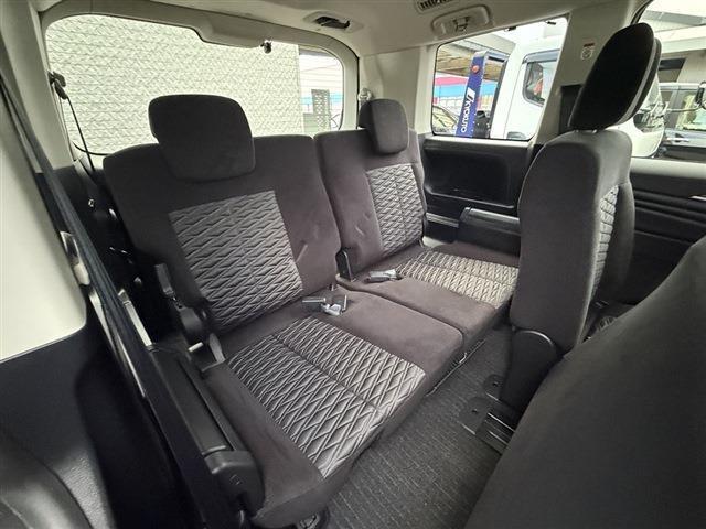 デリカD:5 P 8人乗り 全周囲カメラ 両側パワースライドドア パワーシート シートヒーター LEDヘッドライト LEDフォグ パワーバックドア ステアリングスイッチ ステアリングヒーター フロアマット スペアキー(41枚目)