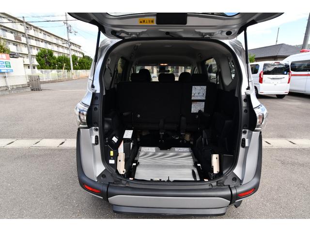 シエンタ 　ウェルキャブスローパー　福祉車両　介護車両　トヨタセーフティセンス（先進安全装置）　純正メモリーナビ　アラウンドビューモニター（19枚目）
