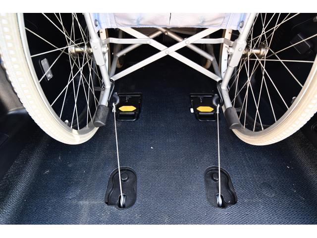 ノア X ウェルキャブスローパー 車いす1名固定 福祉車両 介護車両(10枚目)