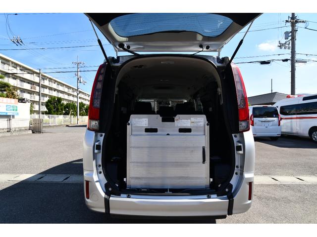 ノア X ウェルキャブスローパー 車いす1名固定 福祉車両 介護車両(17枚目)