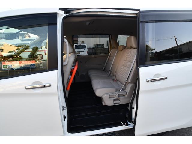 セレナ スローパー 車いす1名固定 電動ウインチ 純正メモリーナビ アラウンドビューモニター フロントカメラ 福祉車両 介護車両 シートヒーター ステアリングヒーター(18枚目)