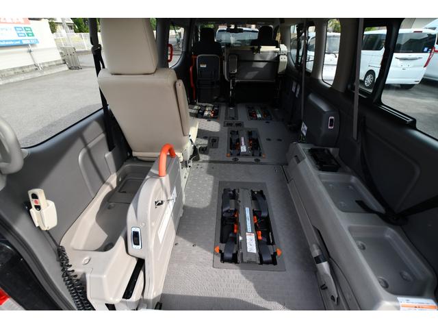 ＮＶ３５０キャラバンバン 　チェアキャブ車いす４名固定　福祉車両　介護車両　アラウンドビューモニター（17枚目）