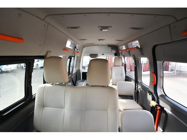 NV350キャラバンバン 車いすリフト 車いす2名固定 ストレッチャー対応 アラウンドビューモニター エマージェンシーブレーキ 介護タクシー登録(13枚目)
