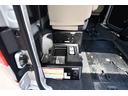 　車いすスロープ　車いす２名固定　乗車定員６名（車いす２名＋４名）（22枚目）
