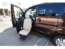 　スローパー＆助手席リフトアップシート　福祉車両　介護車両　Ｐａｎａｓｏｎｉｃ製メモリーナビ　バックカメラ　乗車定員７名（車いす１名＋６名）（17枚目）