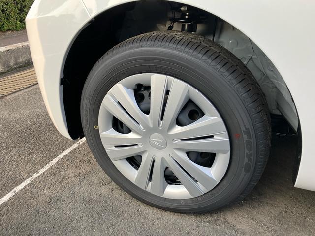 タント Ｘ　届出済未使用車　両側パワースライドドア　シートヒーター　シートバックテーブル　後席サンシェード　衝突被害軽減システム　アイドリングストップ　プッシュスタート　電子パーキング　横滑り防止装置（11枚目）