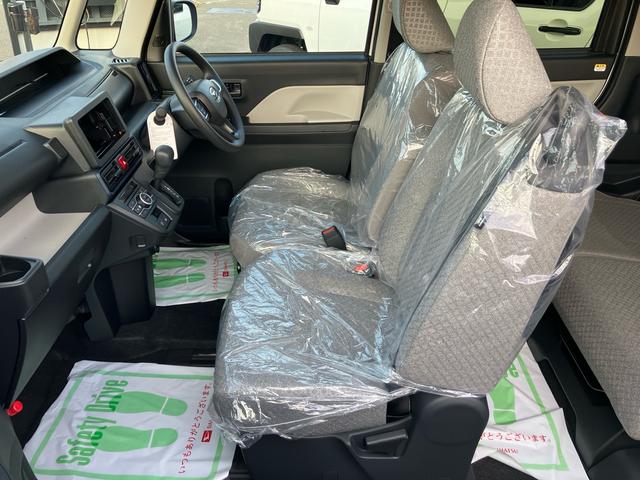 タント Ｘ　届出済未使用車　両側パワースライドドア　シートヒーター　シートバックテーブル　後席サンシェード　衝突被害軽減システム　アイドリングストップ　プッシュスタート　電子パーキング　横滑り防止装置（14枚目）