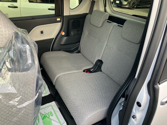 タント Ｘ　届出済未使用車　両側パワースライドドア　シートヒーター　シートバックテーブル　後席サンシェード　衝突被害軽減システム　アイドリングストップ　プッシュスタート　電子パーキング　横滑り防止装置（15枚目）