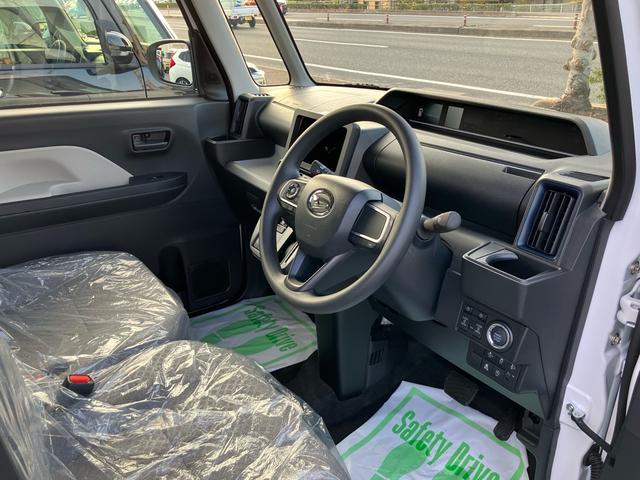 タント Ｘ　届出済未使用車　両側パワースライドドア　シートヒーター　シートバックテーブル　後席サンシェード　衝突被害軽減システム　アイドリングストップ　プッシュスタート　電子パーキング　横滑り防止装置（26枚目）