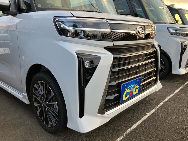 自動洗車機も完備。納車の際には車内外共にピカピカの状態にして、お客様のもとにお届けさせて頂きます。