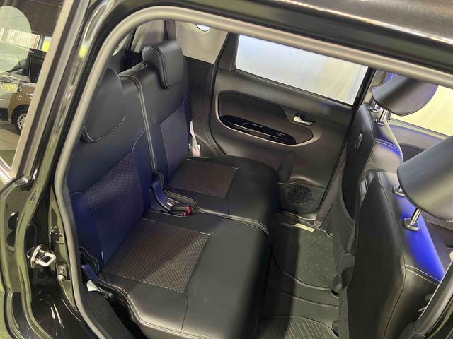 ムーヴ カスタム　ＲＳ　ハイパーＳＡＩＩＩ　認定中古車　ＣＶＴ　バックカメラ　キーフリーシステム　オートエアコン　電動格納ミラー　ステアリングスイッチ（27枚目）