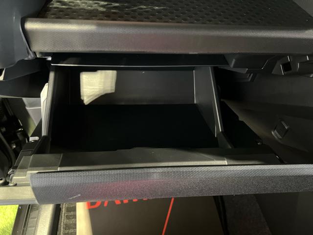 �{�f�B�R�[�e�B���O�A�J���X�R�[�e�B���O�A�����R�[�e�B���O�ȂǗl�X�ȃR�[�e�B���O������܂��B