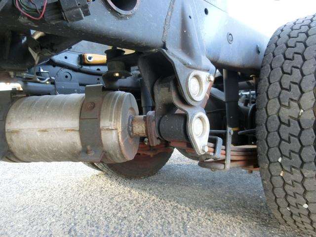 ＮＴ４５０アトラス ダンプＤＸ　☆３０００ディーゼル☆３０００ｋｇ積載☆☆３ペダルＭＴ☆ルーフラック☆中間ピン☆メッキグリル☆ナビ☆フルセグＴＶ☆ブルートゥース☆ＥＴＣ☆電格ミラー☆キーレス☆スペアキー（22枚目）