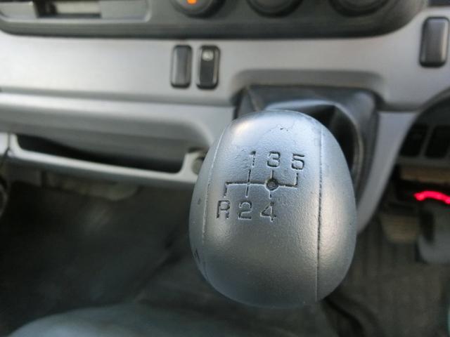 ＮＴ４５０アトラス ダンプＤＸ　☆３０００ディーゼル☆３０００ｋｇ積載☆☆３ペダルＭＴ☆ルーフラック☆中間ピン☆メッキグリル☆ナビ☆フルセグＴＶ☆ブルートゥース☆ＥＴＣ☆電格ミラー☆キーレス☆スペアキー（36枚目）