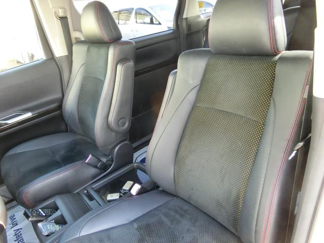 ヴェルファイア 2.4Z ゴールデンアイズII ☆アルパイン9インチナビ☆アルパインフリップダウンモニター☆バックカメラ☆ETC☆ハーフレザーシート☆セカンドシートオットマン☆両側パワースライドドア☆パワーバックドア☆社外テールランプ☆(28枚目)