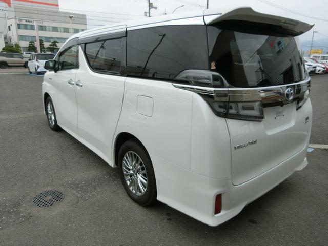 ヴェルファイアハイブリッド ZR Gエディション ☆10インチナビ☆12インチ後席モニター☆バックカメラ☆1500wコンセント☆ステアリングヒーター☆シートヒーター☆ベンチレーション☆エグゼクティブパワーシート☆両側パワースライドドア☆(13枚目)