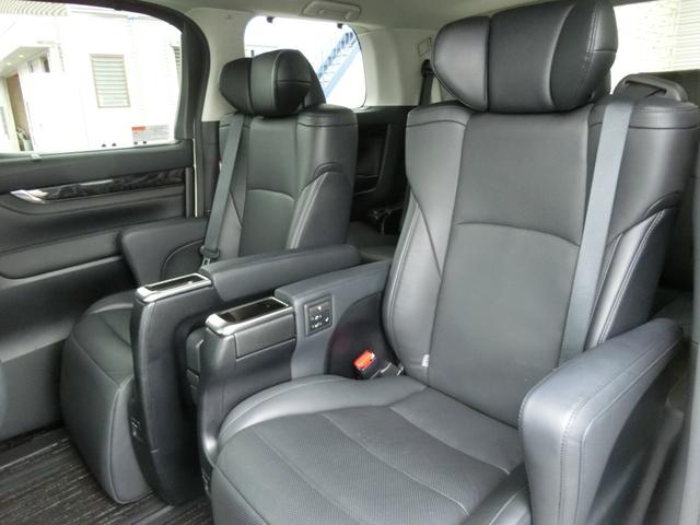 ヴェルファイアハイブリッド ZR Gエディション ☆10インチナビ☆12インチ後席モニター☆バックカメラ☆1500wコンセント☆ステアリングヒーター☆シートヒーター☆ベンチレーション☆エグゼクティブパワーシート☆両側パワースライドドア☆(26枚目)