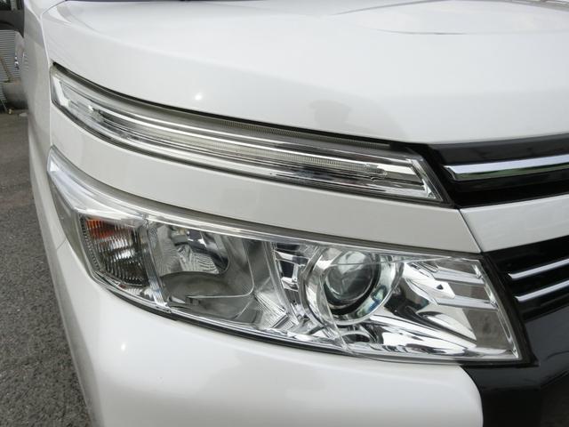 ヴォクシー ZS 煌 ☆純正9インチナビ☆フリップダウンモニター☆バックカメラ☆ETC☆本革巻ステアリング☆サンシェード☆両側パワースライドドア☆コーナーセンサー☆LEDヘッドランプ☆純正16インチアルミホイール(7枚目)