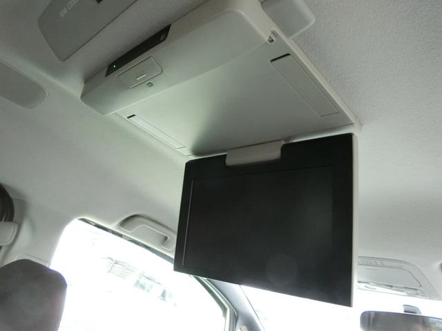 ヴォクシー ZS 煌 ☆純正9インチナビ☆フリップダウンモニター☆バックカメラ☆ETC☆本革巻ステアリング☆サンシェード☆両側パワースライドドア☆コーナーセンサー☆LEDヘッドランプ☆純正16インチアルミホイール(39枚目)