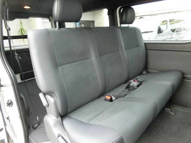 ハイエースバン スーパーGL ダークプライムII ☆四国四県の方限定販売車☆2000ガソリン2WD☆オーディオレス☆デジタルインナーミラー☆パノラミックビューモニター☆両側パワースライドドア☆純正15インチアルミホイール☆(20枚目)