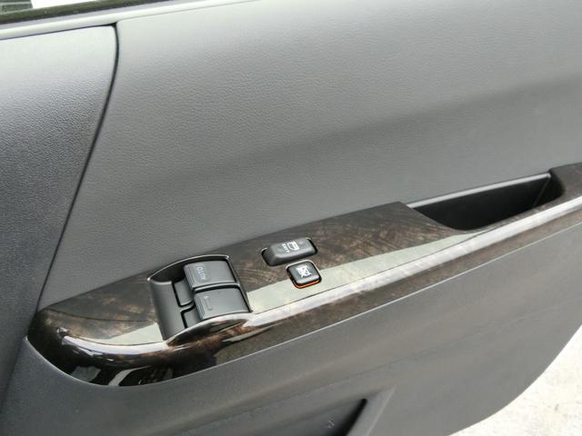 ハイエースバン スーパーGL ダークプライムII ☆四国四県の方限定販売車☆2000ガソリン2WD☆オーディオレス☆デジタルインナーミラー☆パノラミックビューモニター☆両側パワースライドドア☆純正15インチアルミホイール☆(25枚目)