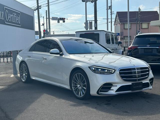 Ｓクラス Ｓ５００　４マチックロング　ＡＭＧライン　ＩＳＧ搭載モデル　４ＷＤ　パノラミックスライディングルーフ　レザーエクスクルーシブパッケージ　　ベーシックパッケージ　ＨＤＤナビ／ＤＴＶ　レーダーセーフティ　ブラウンレザーシート　禁煙車　ワンオーナー（3枚目）