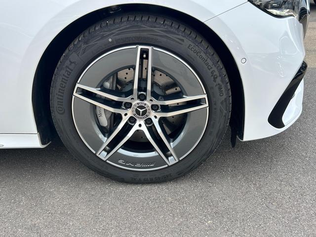 Ｅクラス Ｅ２００　アバンギャルド　ＩＳＧ搭載モデル　ＭＰ２０２４０１　パノラミックスライディングルーフ　レザーエクスクルーシブパッケージ　アドバンスドパッケージ　レーダーセーフティ　スライディングルーフ　レザーブラック　ナビ　ＴＶ（44枚目）