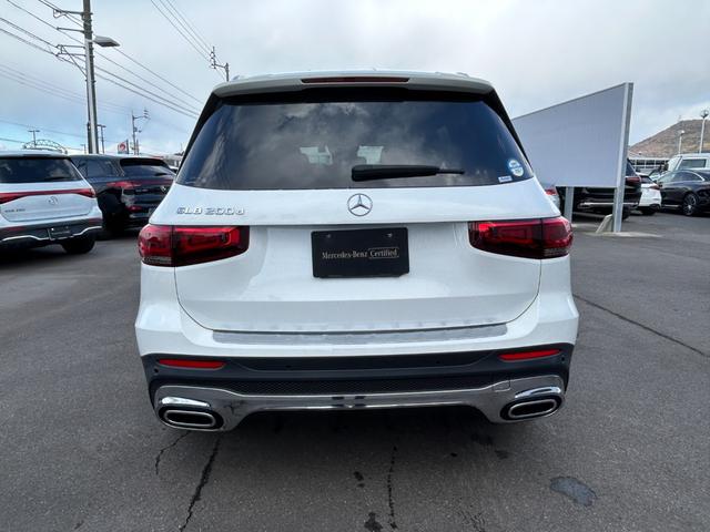 �����Z�f�X�x���c�̔F�蒆�ÎԂɂ́A�o���L�x�ȃ��J�j�b�N���P�O�O���ڂɂ��y�ԓ_�����E�����ڂ��ݒ肳��Ă��܂��B