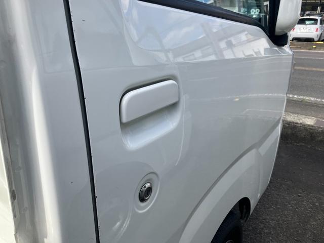 ハイゼットトラック エクストラＳＡＩＩＩｔ　ＡＴ　ナビ　ＴＶ　Ｂｌｕｅｔｏｏｔｈ　バックモニター　スマートアシスト　エアコン　パワステ　パワーウインドウ　ＥＴＣ　キーレスエントリー　Ｗエアバッグ　オートライト　衝突被害軽減システム（17枚目）