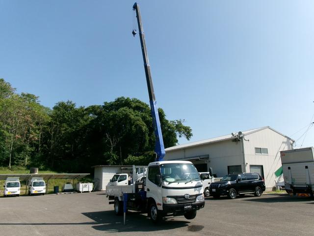 デュトロ クレーン付き平ボディ　４段ブーム／３ｔ積／ラジコン／フックイン／６ＭＴ／タダノ／荷台床木板張り／ロープ穴４対（36枚目）