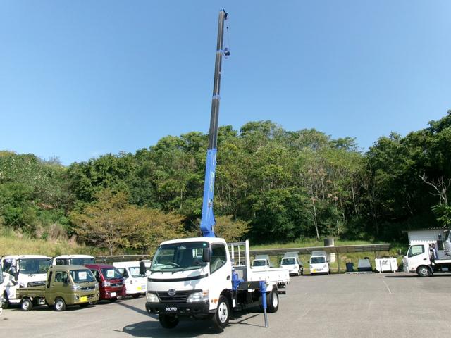 デュトロ クレーン付き平ボディ　４段ブーム／３ｔ積／ラジコン／フックイン／６ＭＴ／タダノ／荷台床木板張り／ロープ穴４対（37枚目）