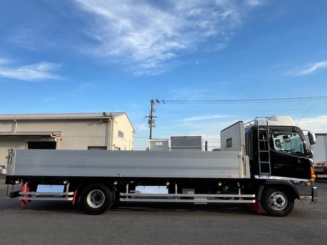 ヒノレンジャー 平ボディ/アルミハイブロック/ワイド/6200/エアサス/最大2950kg積載/6MT/床鉄板/内カン/メッキ架装/200L+100L燃料タンク/ステン道具箱/ETC/トランテックス/240PS(3枚目)
