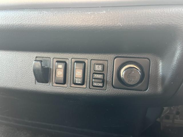 ヒノレンジャー 平ボディ/アルミハイブロック/ワイド/6200/エアサス/最大2950kg積載/6MT/床鉄板/内カン/メッキ架装/200L+100L燃料タンク/ステン道具箱/ETC/トランテックス/240PS(20枚目)