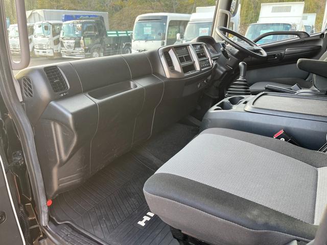 ヒノレンジャー 平ボディ/アルミハイブロック/ワイド/6200/エアサス/最大2950kg積載/6MT/床鉄板/内カン/メッキ架装/200L+100L燃料タンク/ステン道具箱/ETC/トランテックス/240PS(24枚目)