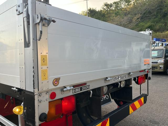 ヒノレンジャー 平ボディ/アルミハイブロック/ワイド/6200/エアサス/最大2950kg積載/6MT/床鉄板/内カン/メッキ架装/200L+100L燃料タンク/ステン道具箱/ETC/トランテックス/240PS(34枚目)